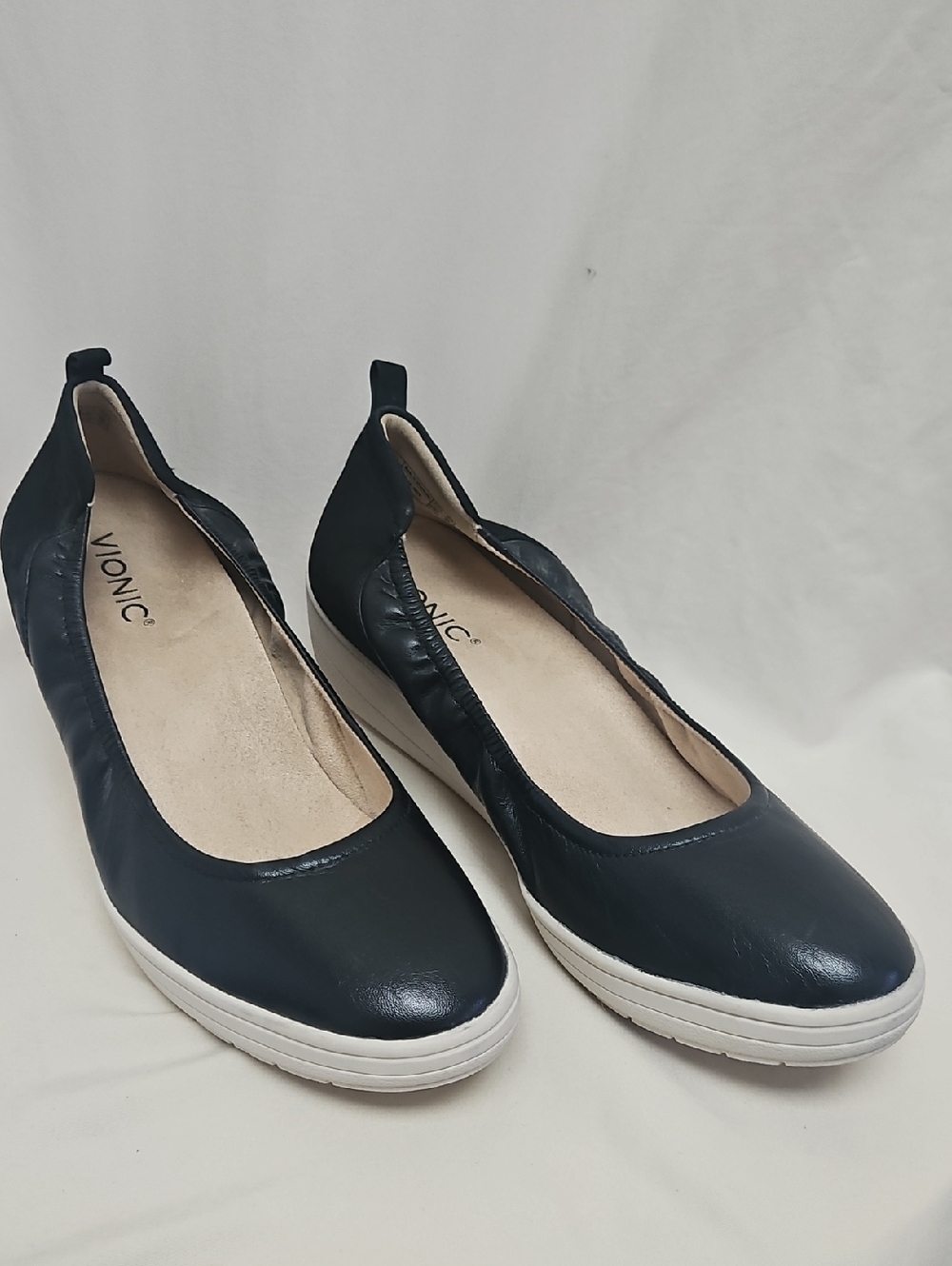 Vionic Jacey Black Leather Slip On Wedge Shoes Comfort Orthotic Size 11